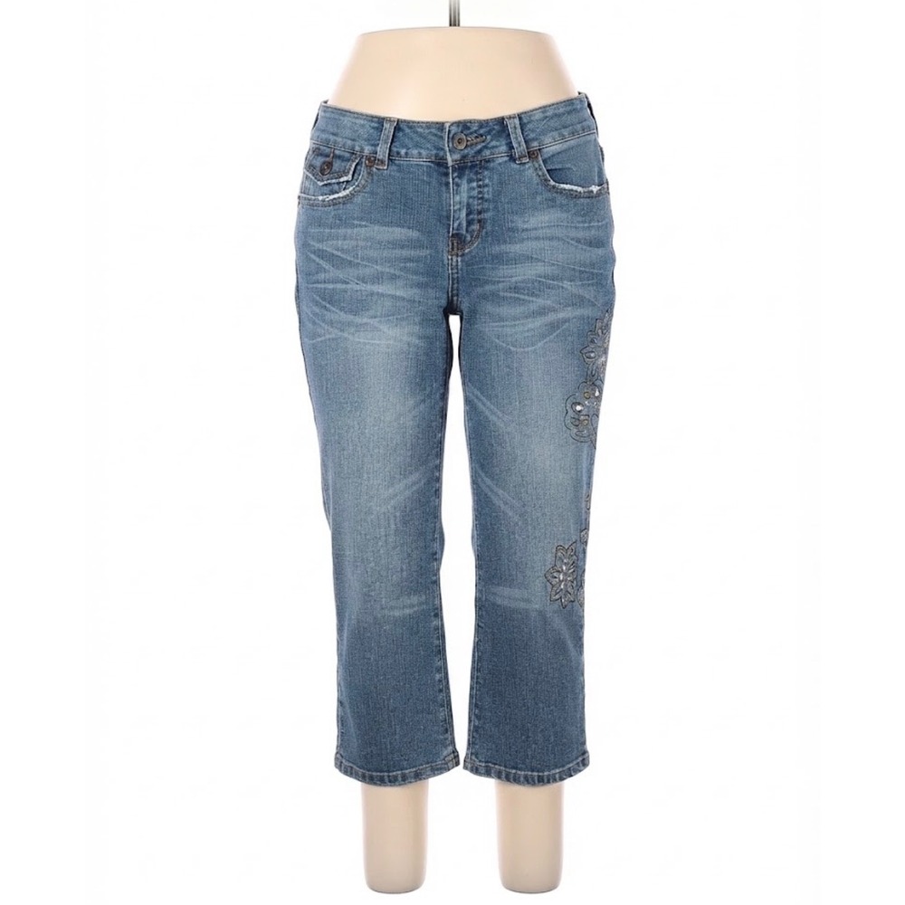 Faded Glory Vintage Y2K Embroidered Rhinestone Capri Jeans Medium Wash Sz 4